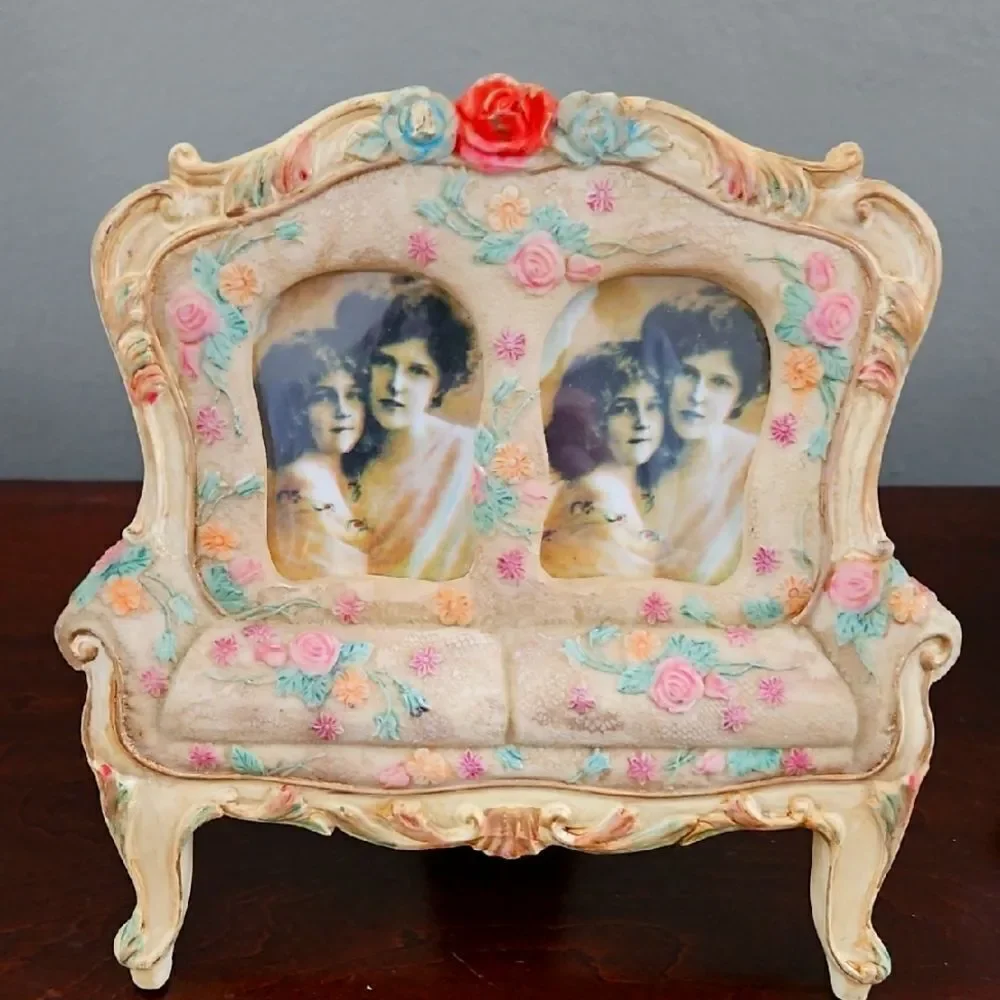 Vintage Ceramic Floral Sofa Photo Frame